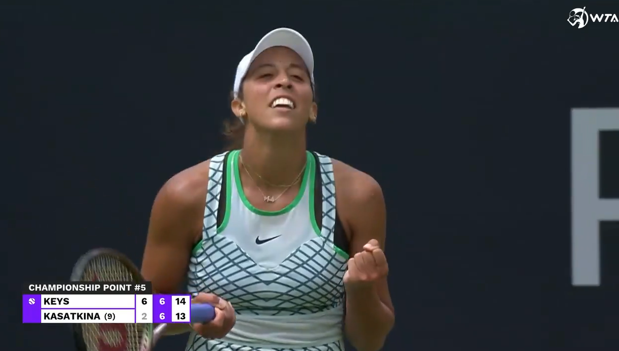 持相当的 持相当的